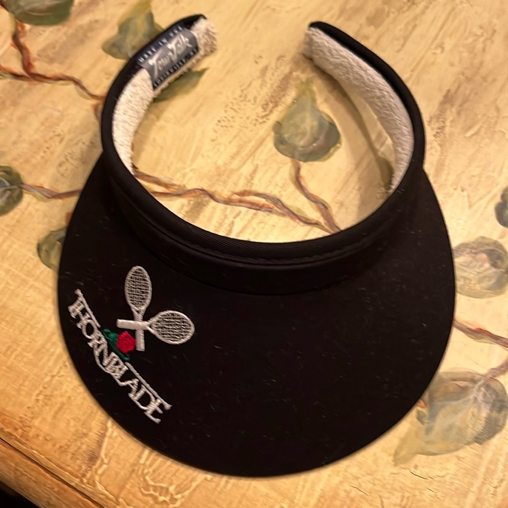 ❤️ 6 for 20 ❤️  Vintage Visor from Thornblade Tennis and Golf Club